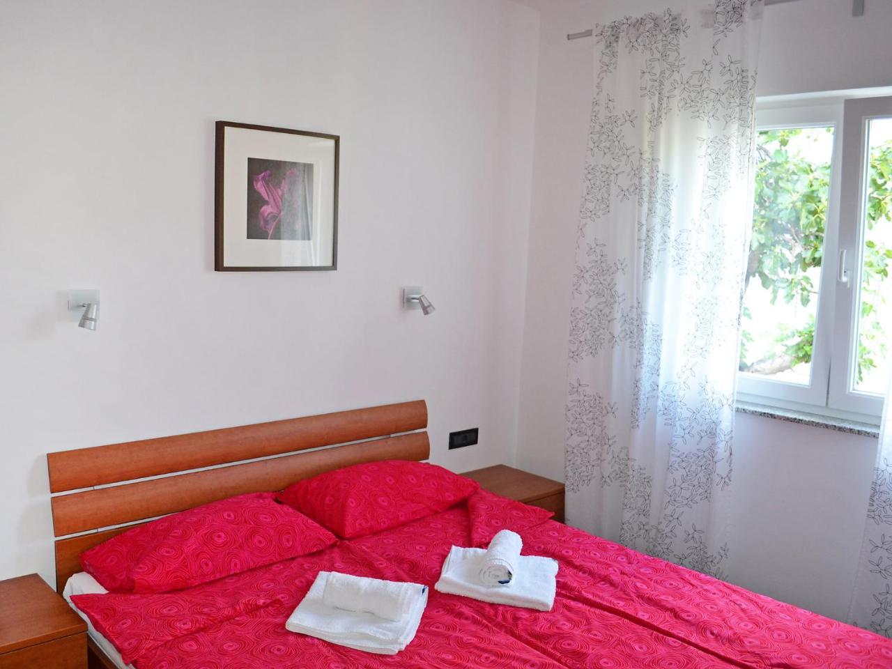 Apartment Jadranka-3 Banjol Bagian luar foto