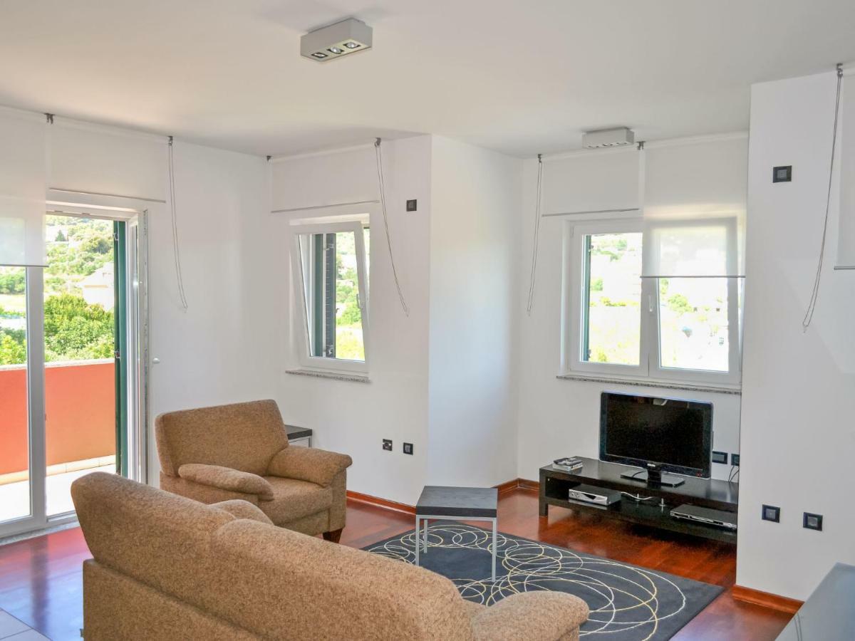 Apartment Jadranka-3 Banjol Bagian luar foto